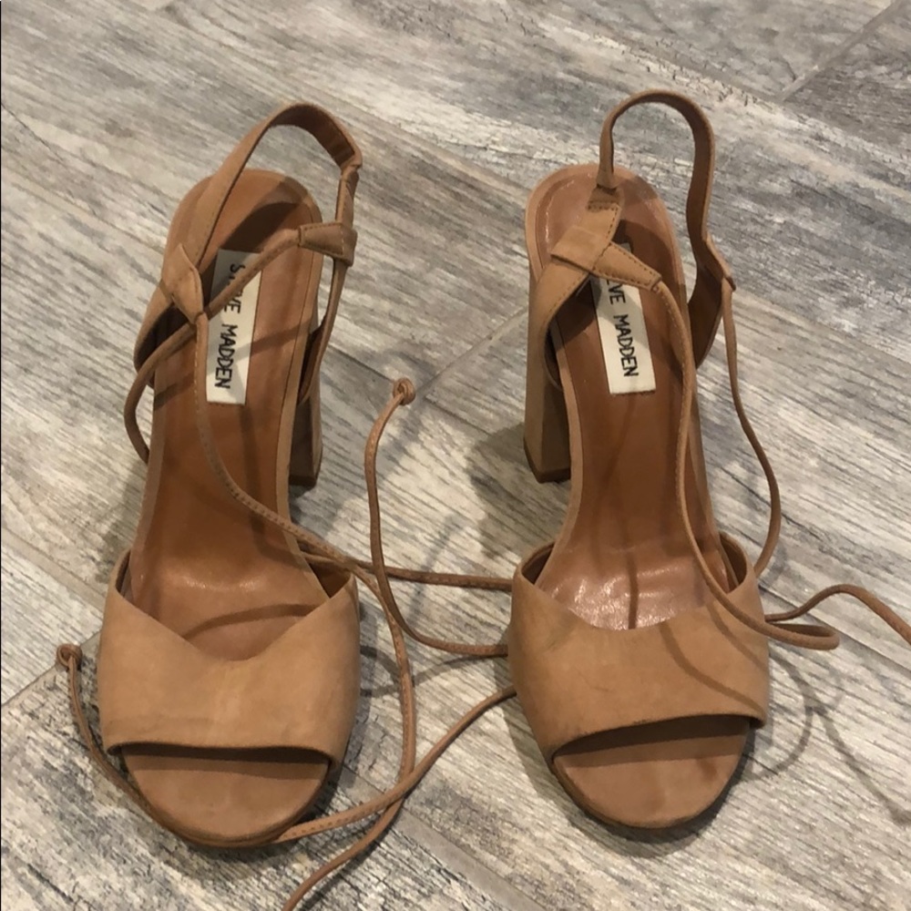 Steve Madden Lace Up Heel